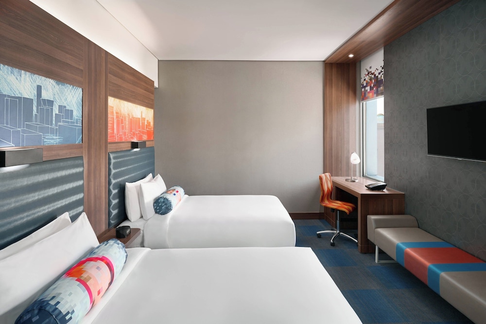 Aloft, 2 Queen Beds