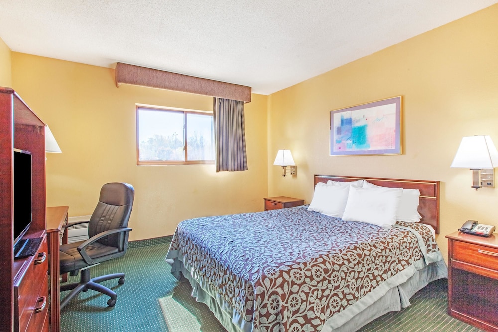 Days Inn by Wyndham Canastota/Verona 13/52