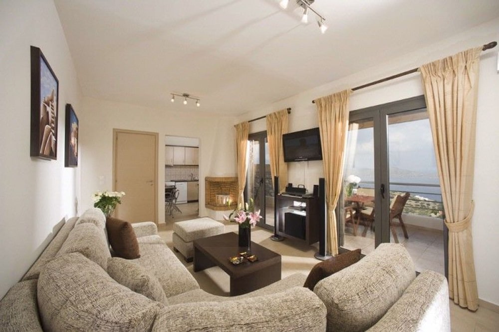 ELOUNDA SOLFEZ VILLAS 36/50