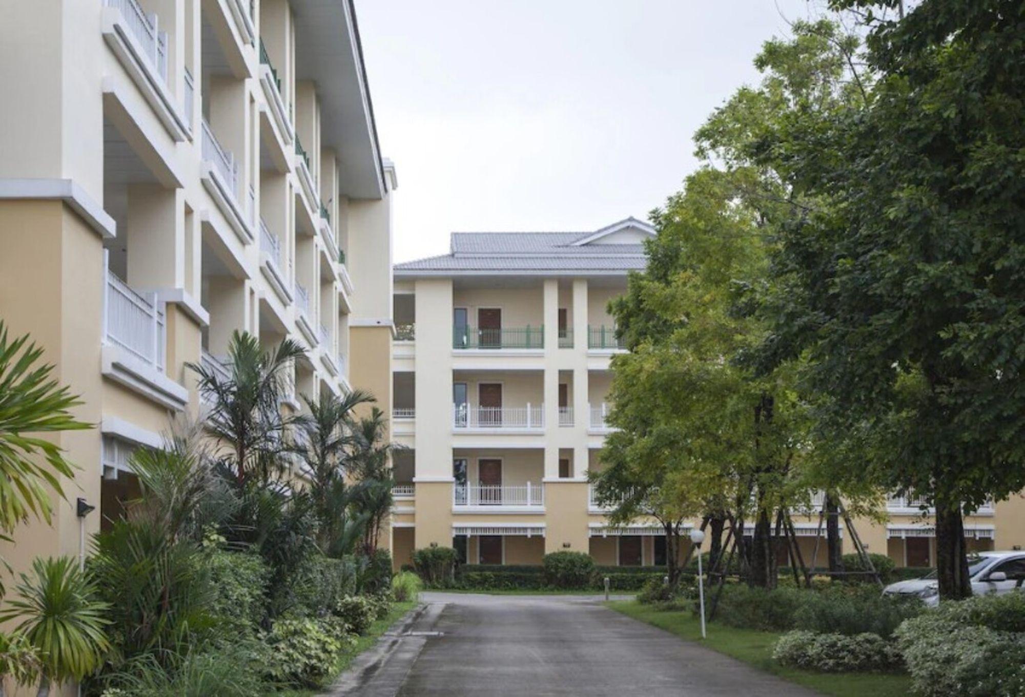 Palette The One Residence Hotel 34/42