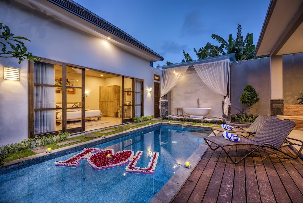 Grand Kesambi Resort and Villa 77/111