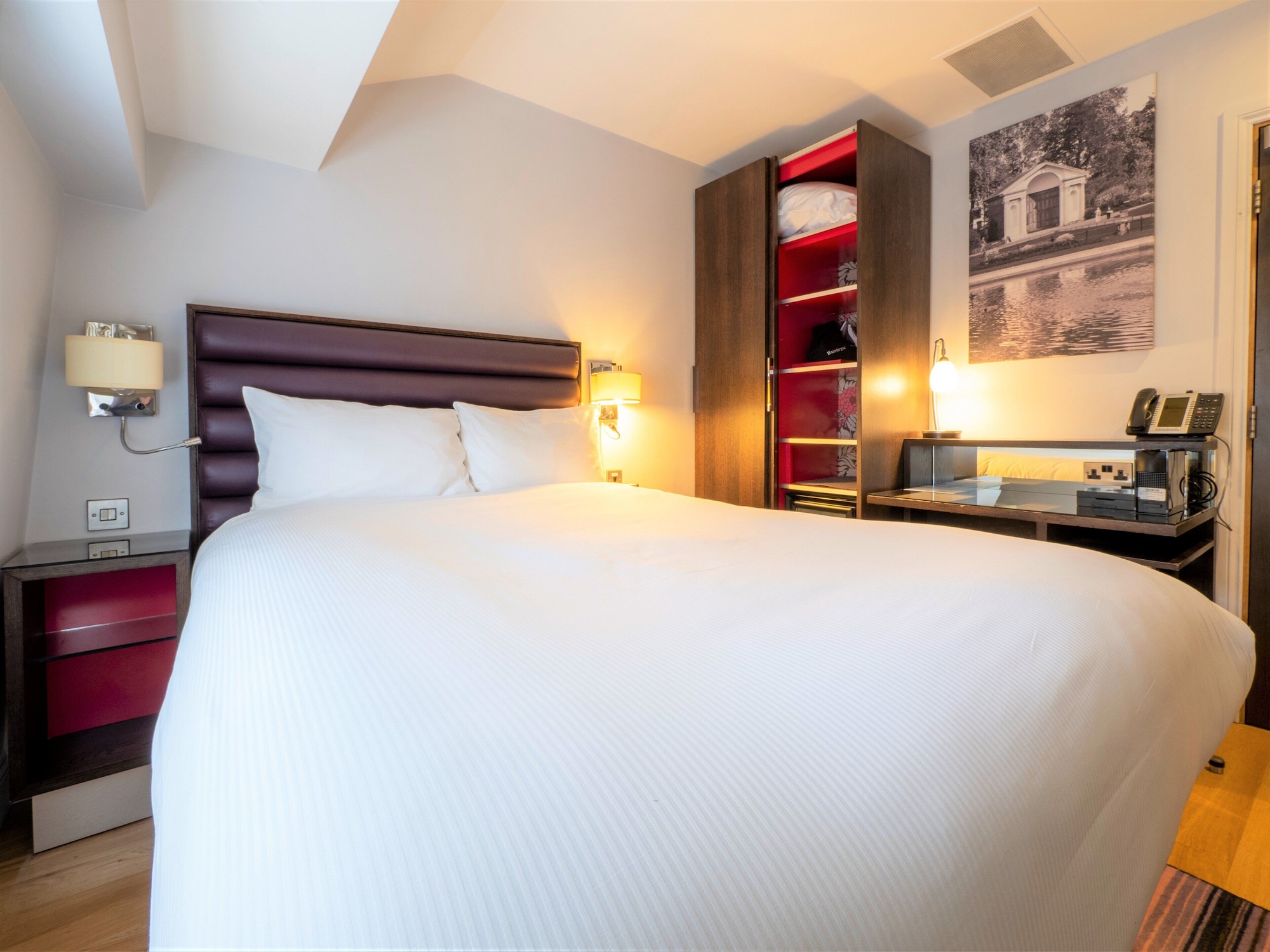 غرفة قياسية بسرير مزدوج، Hotel Indigo London - Paddington by IHG 4/10