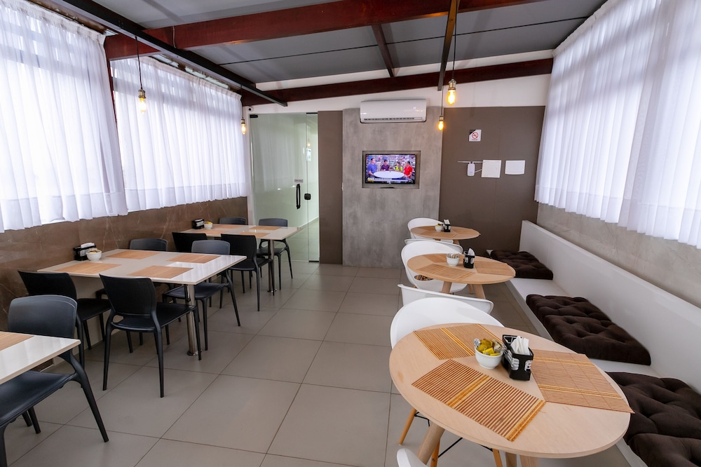 Hotel Mais 1 30/52