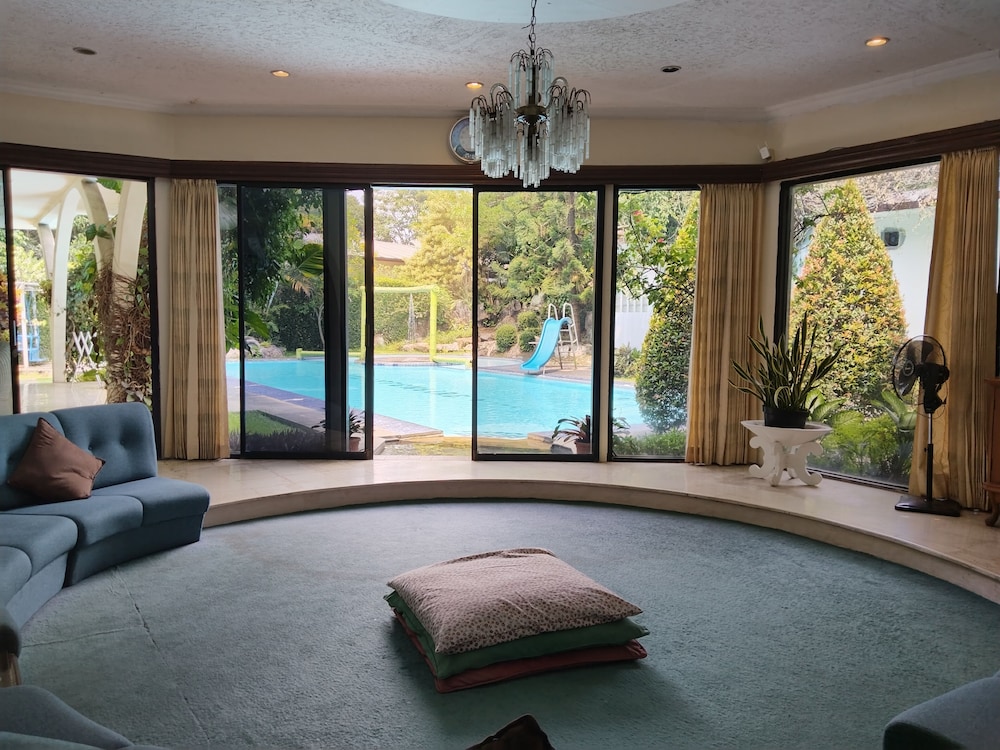 The Garden Family Guest House 37/50