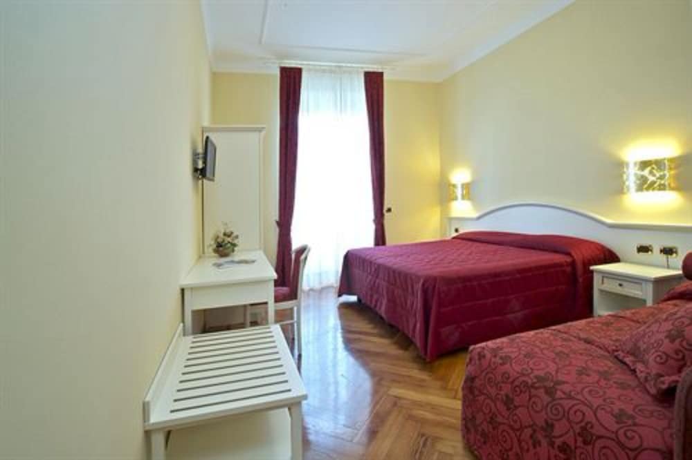 Hotel Excelsior Splendide 7/45