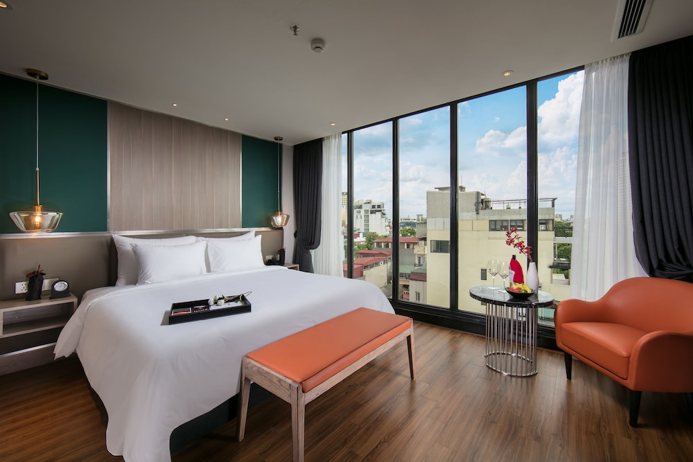 Aurora Premium Hotel and Spa (ex Delicacy Central Hotel and Spa) 13/48