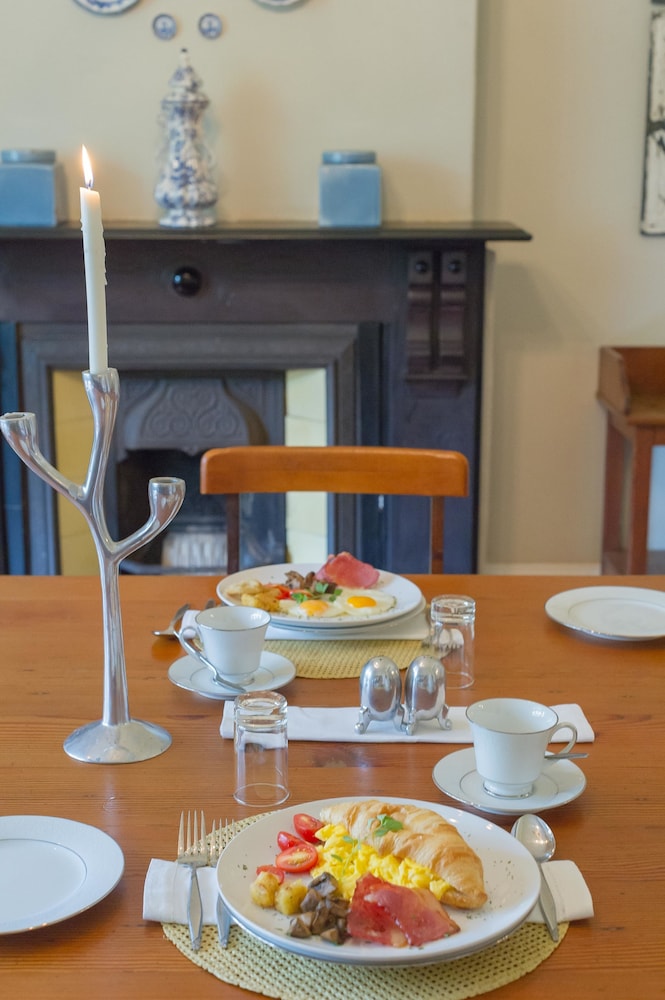 Osborne House - Guest House 43/72