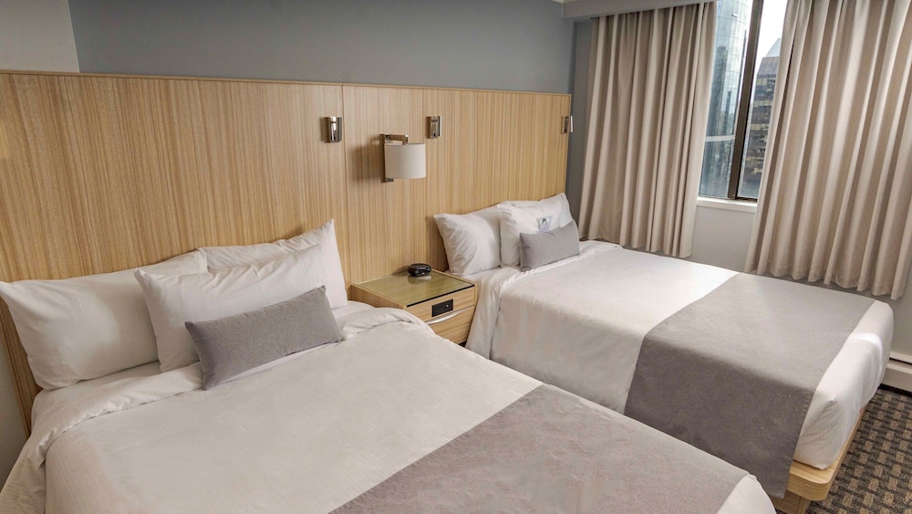 PREMIUM, SUITE, TWIN BEDS, KITCHEN, CORNER