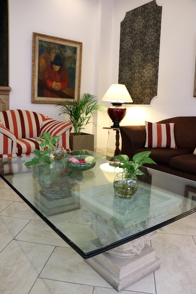 Centuria Hotel Buenos Aires 51/70