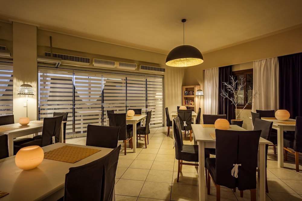 Skopelos Holidays Hotel 57/71