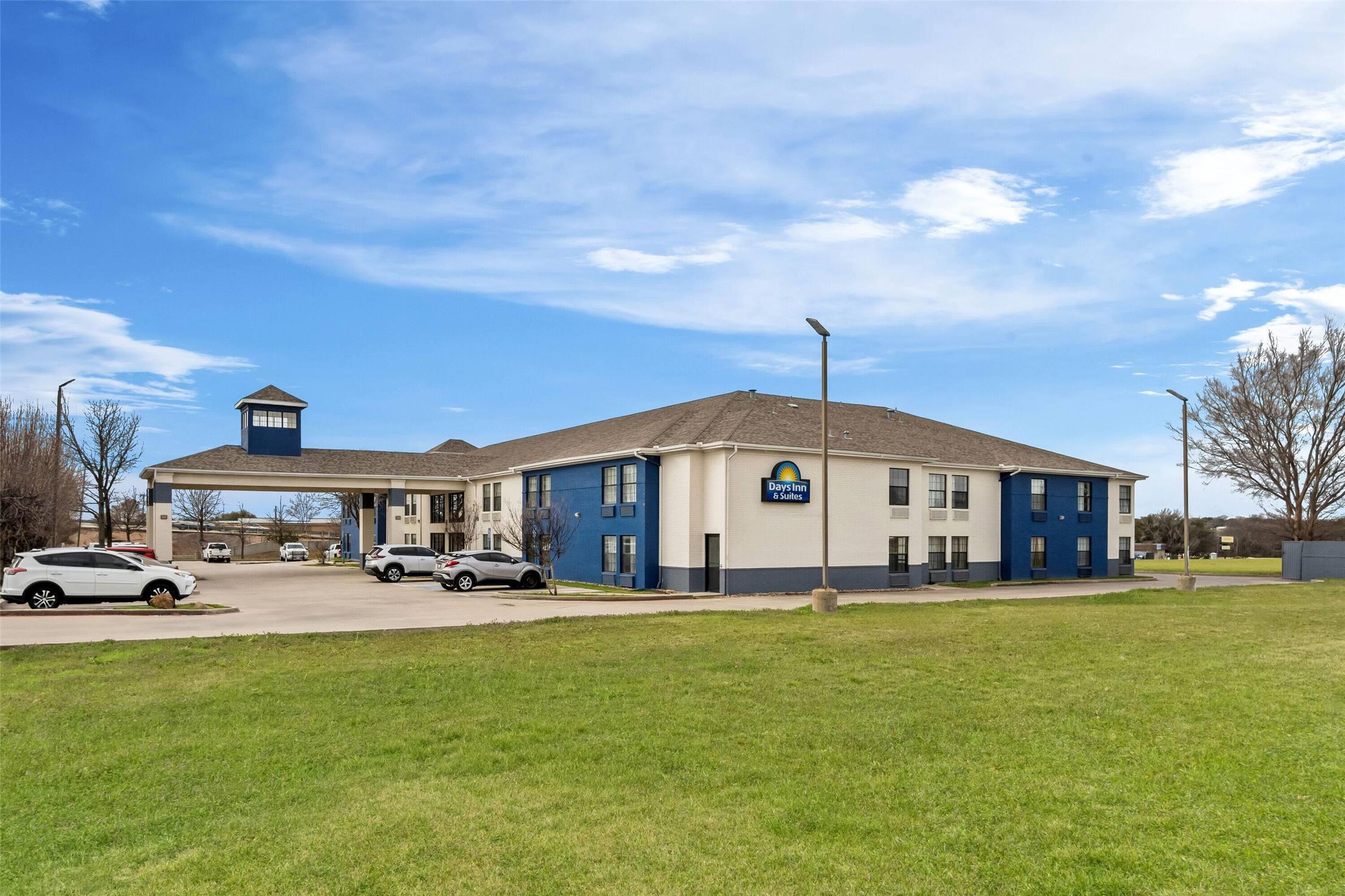 Days Inn by Wyndham Dallas Plano 28/31