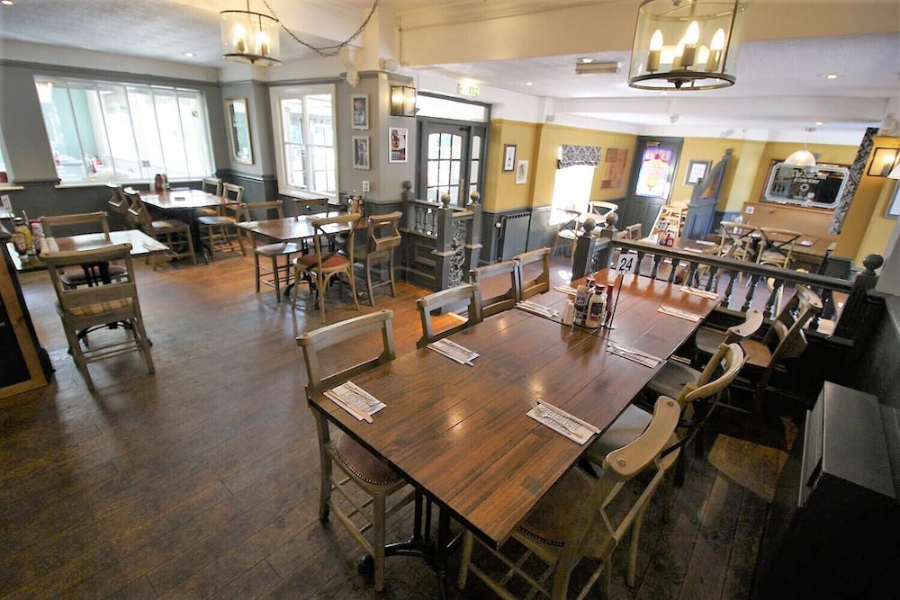The Sun Inn 43/56