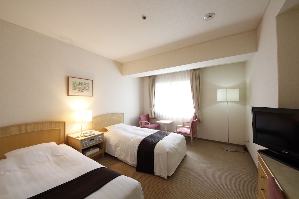 Hiroshima Garden Palace 11/41