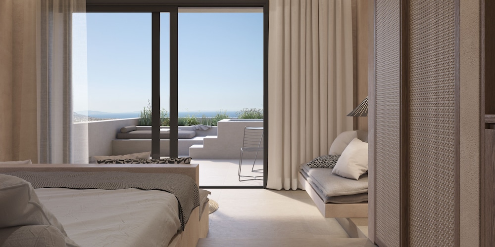 جناح بانورامي بسرير كينج بجاكوزي، North Santorini Luxury Spa Hotel 3/6