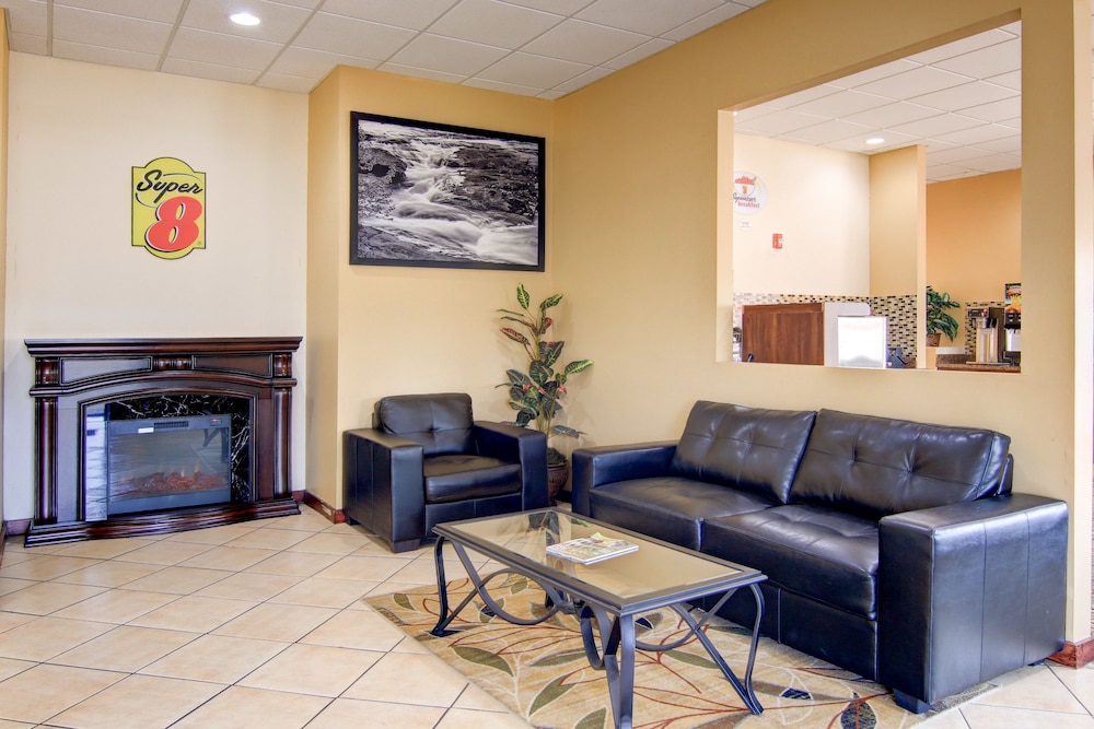 Super 8 By Wyndham Macon West 15/26