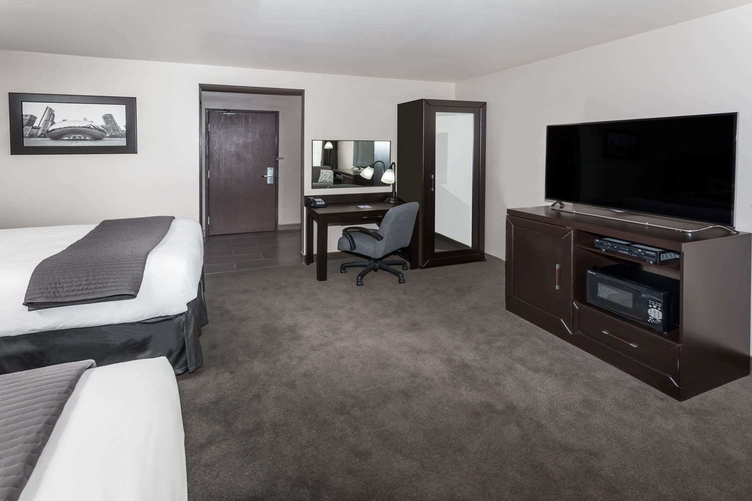 Baymont by Wyndham Glenview 29/32