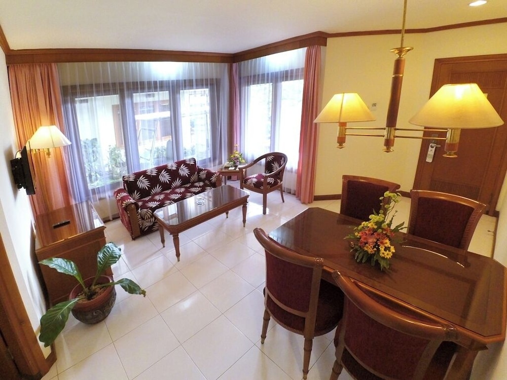 Purnama Hotel 32/50