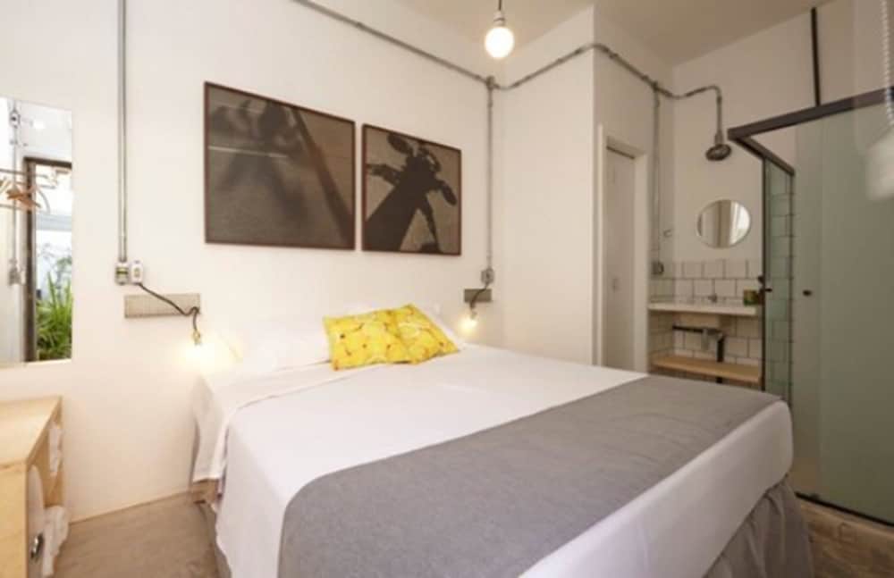 GUEST URBAN HOTEL 16/56