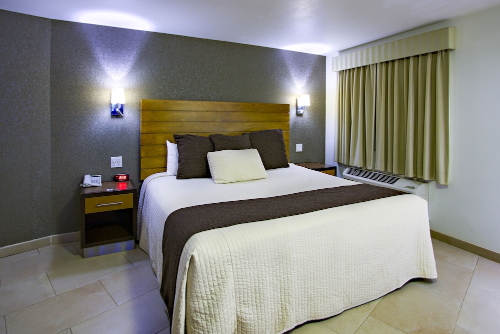 Hotel La Pinta 25/61