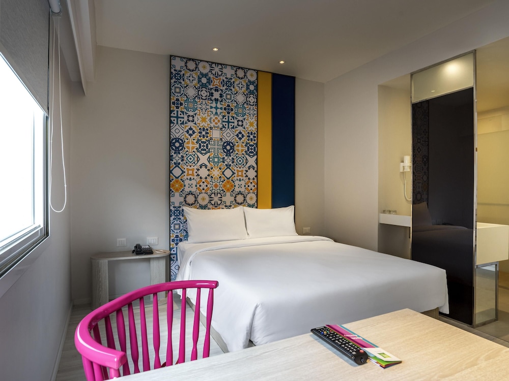 غرفة عائلية بسرير مزدوج وسرير بطابقين، Ibis Styles Phuket City 5/10