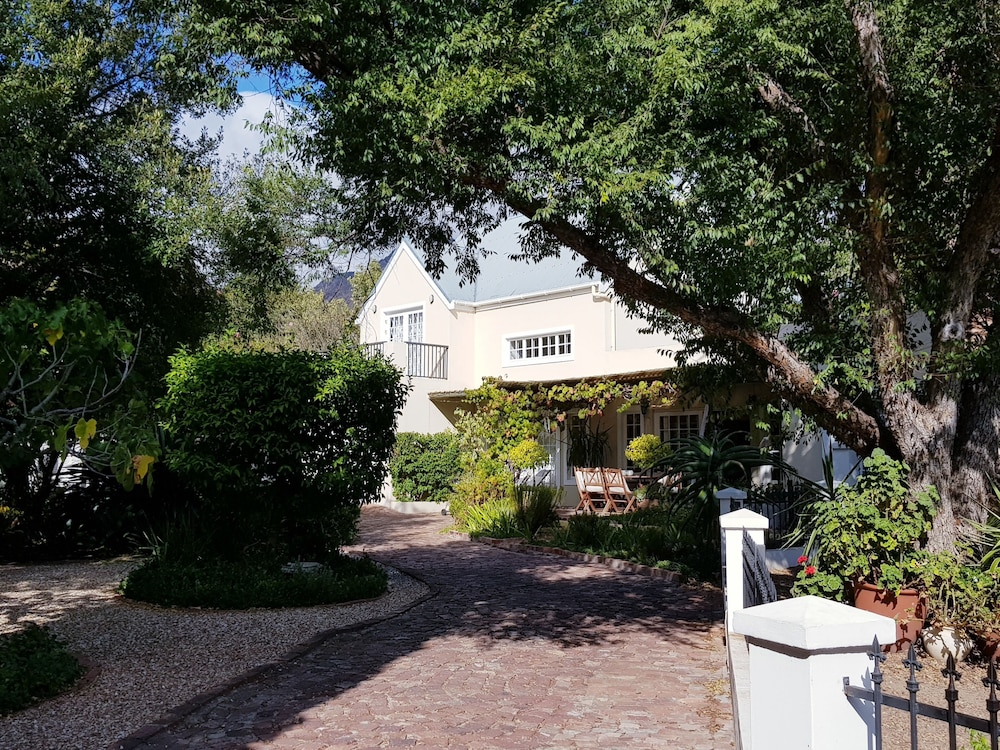 Jonquil Cottage 12/18