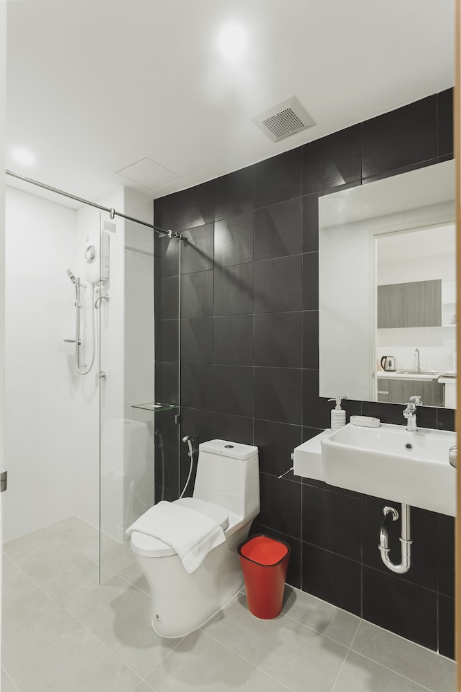 Condo in Kata in Ozone - Unit A708 22/23
