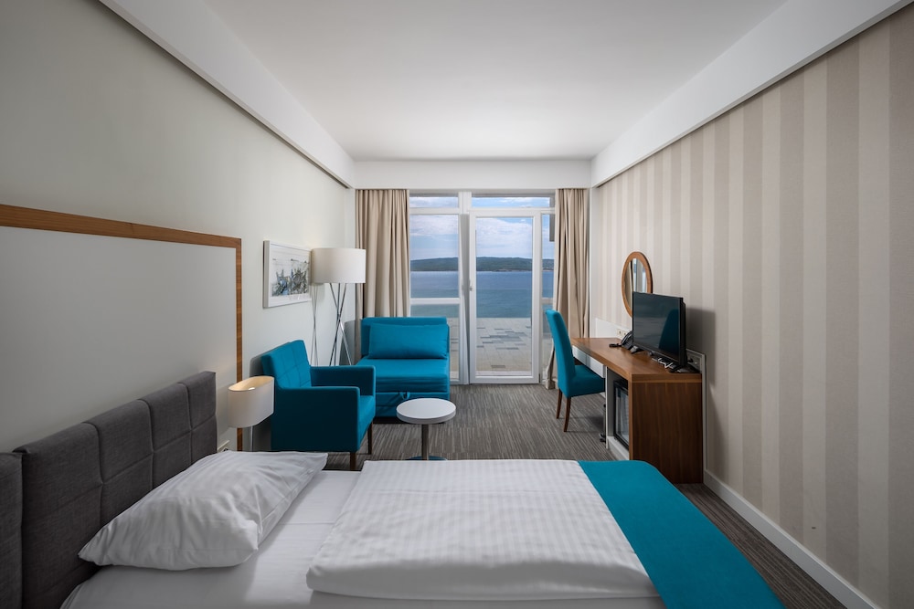 Hotel Katarina 10/73