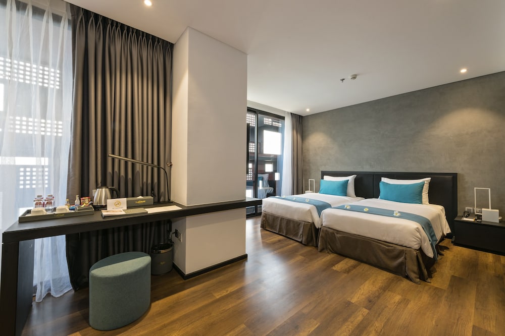 The Code Hotel And Spa 9/50