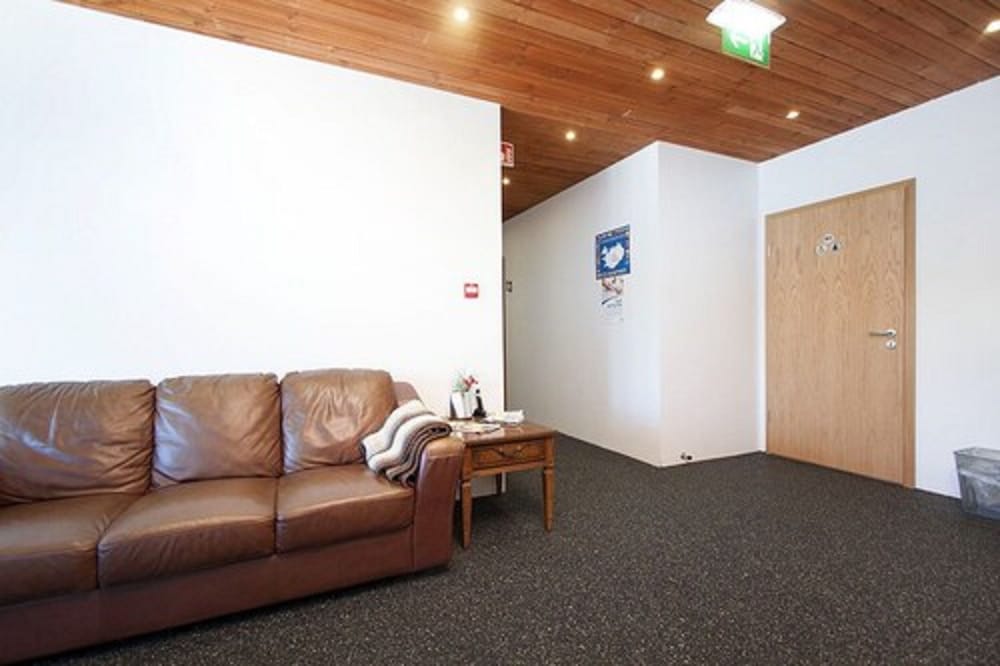 Kef Guesthouse 24/47