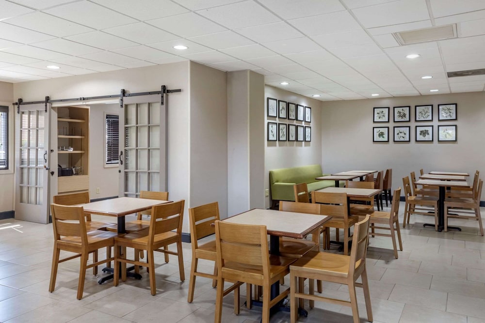 Country Inn and Suites By Radisson Atlanta Downtown 34/51