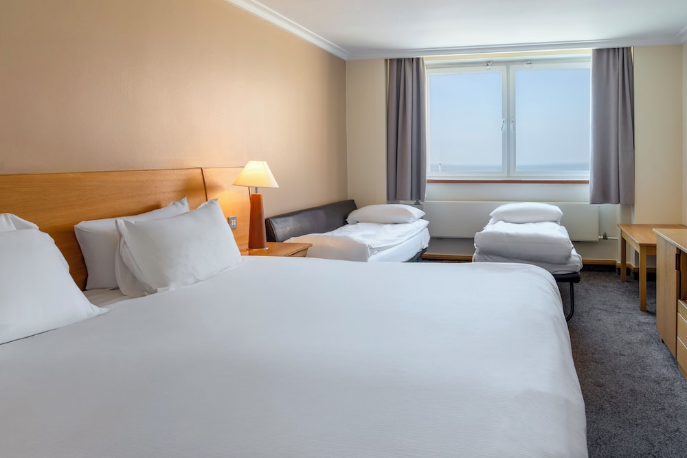 Grand Hotel Blackpool 10/50