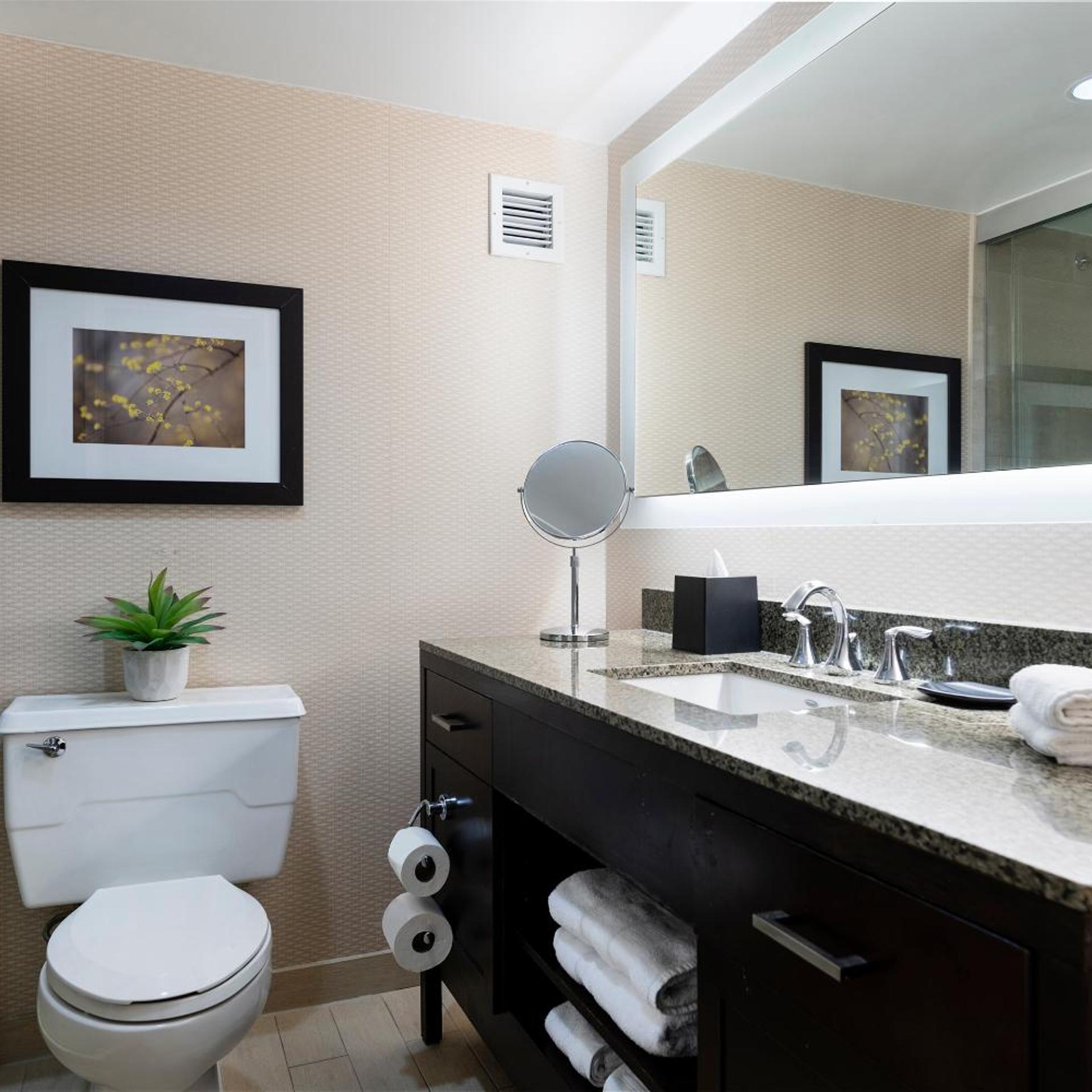 غرفة تنفيذية بسرير كينج، The Stamford Hotel 4/4