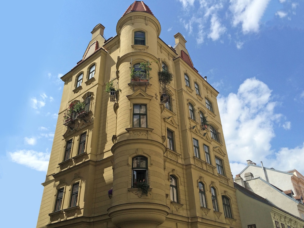 7Th Heaven Vienna Center Apartments 4/44