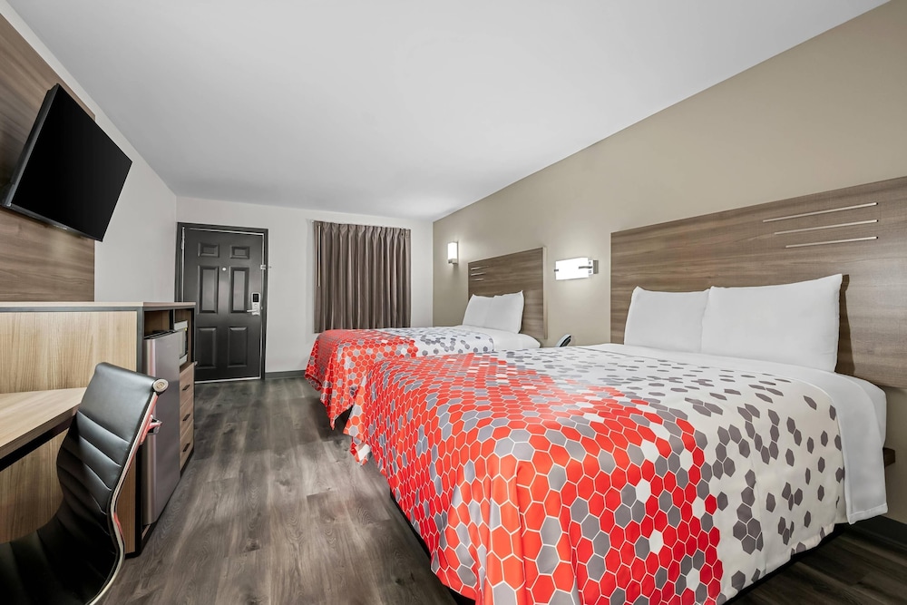 Econo Lodge Biloxi Beach 14/43