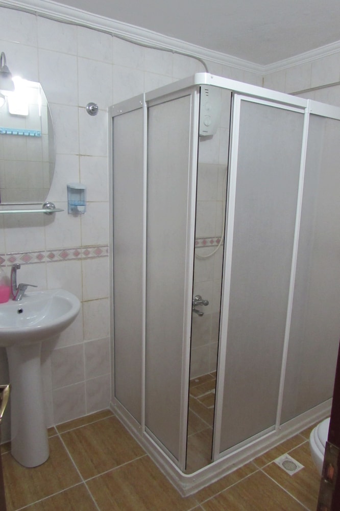 Kule Apart 50/50