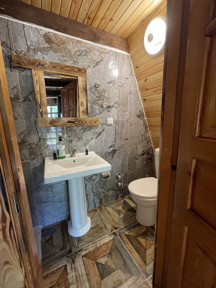 Sapanca Tas Ev 18/41