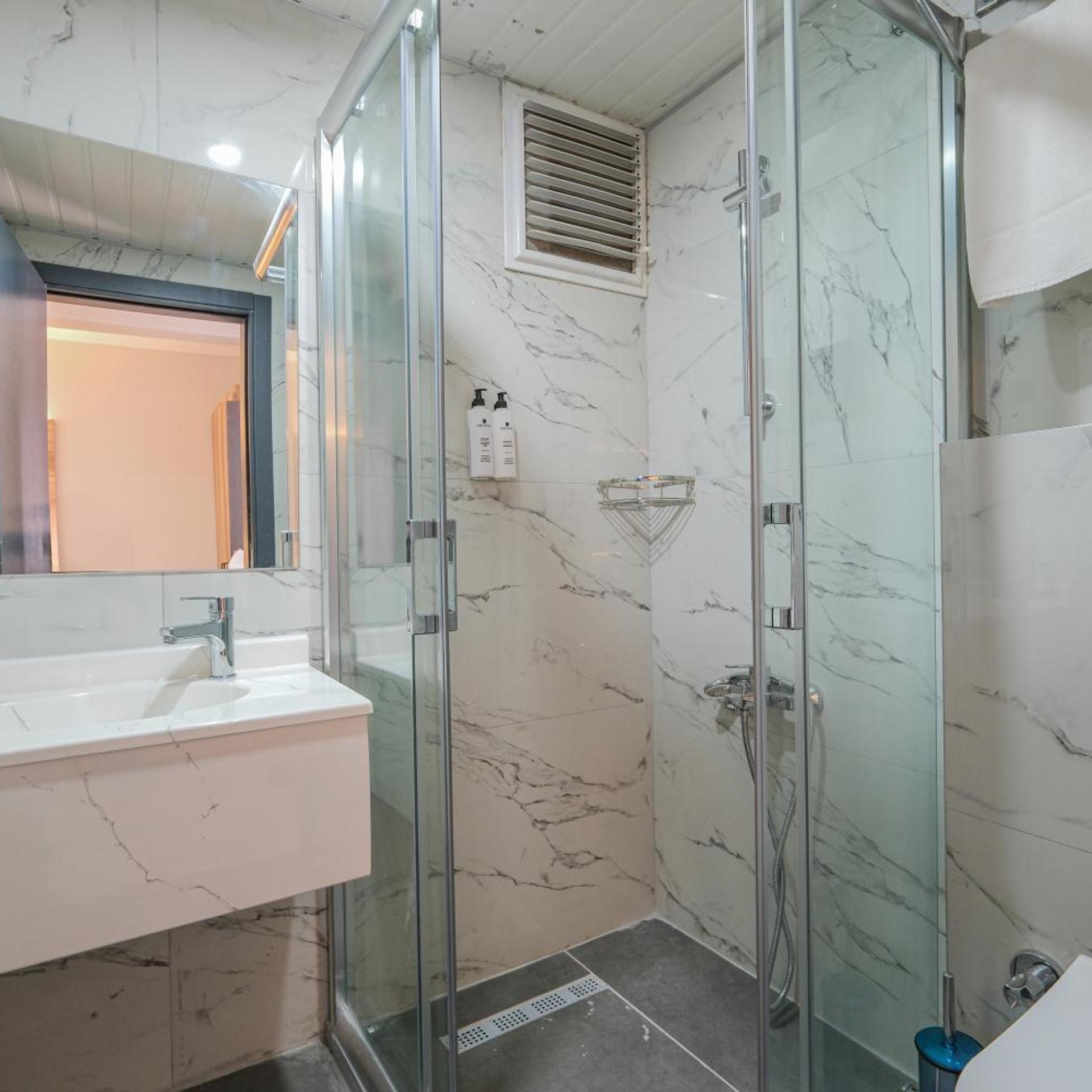 غرفة بسرير مزدوج، Kar Hotel 10/10