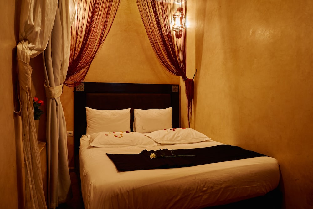Riad Rose Du Desert 16/64