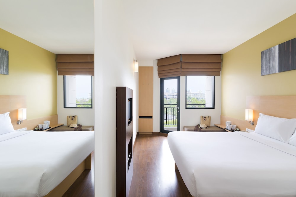 Ibis Hua Hin 18/68