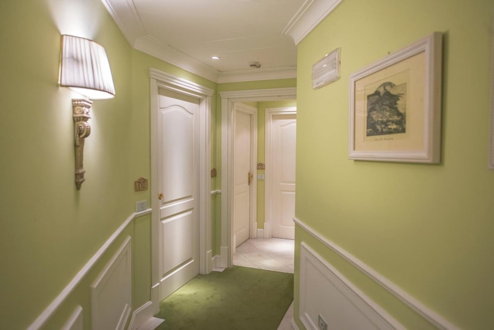 Hotel Villa Daphne 33/53