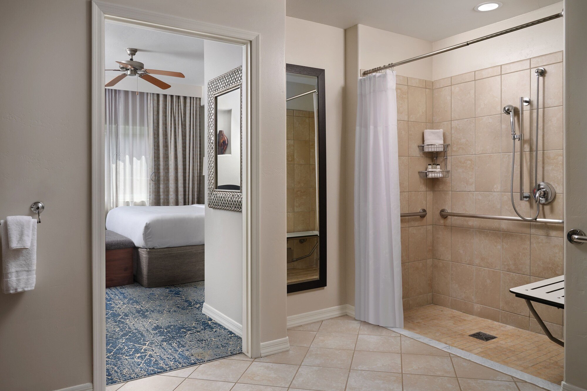1 BEDROOM, PREMIUM, VILLA, BALCONY