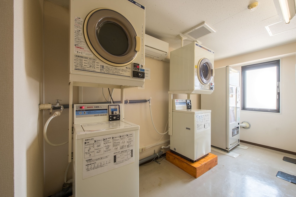 Pacific Hotel Shiroishi 42/58