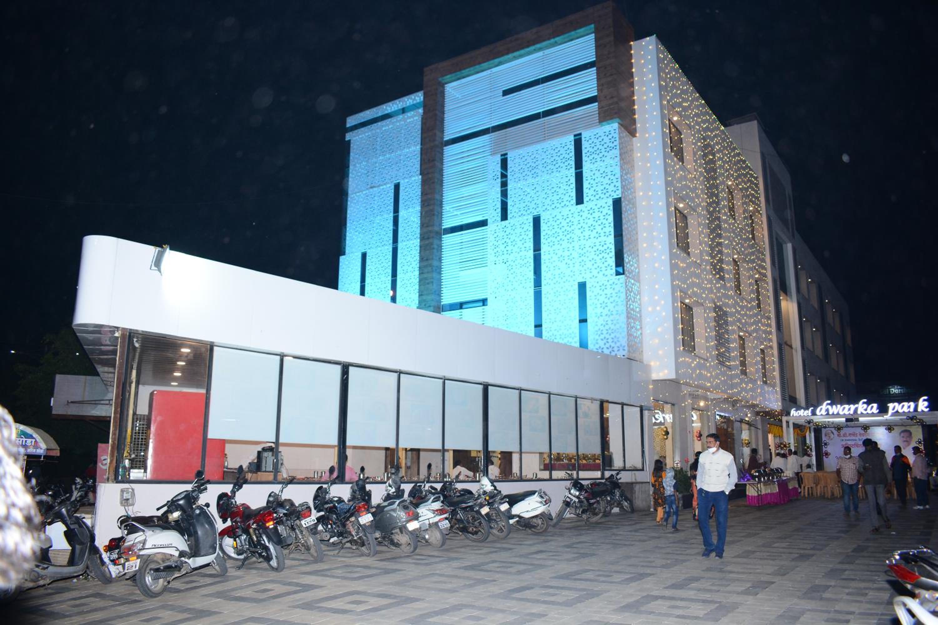 Hotel Dwarka Park 3/11