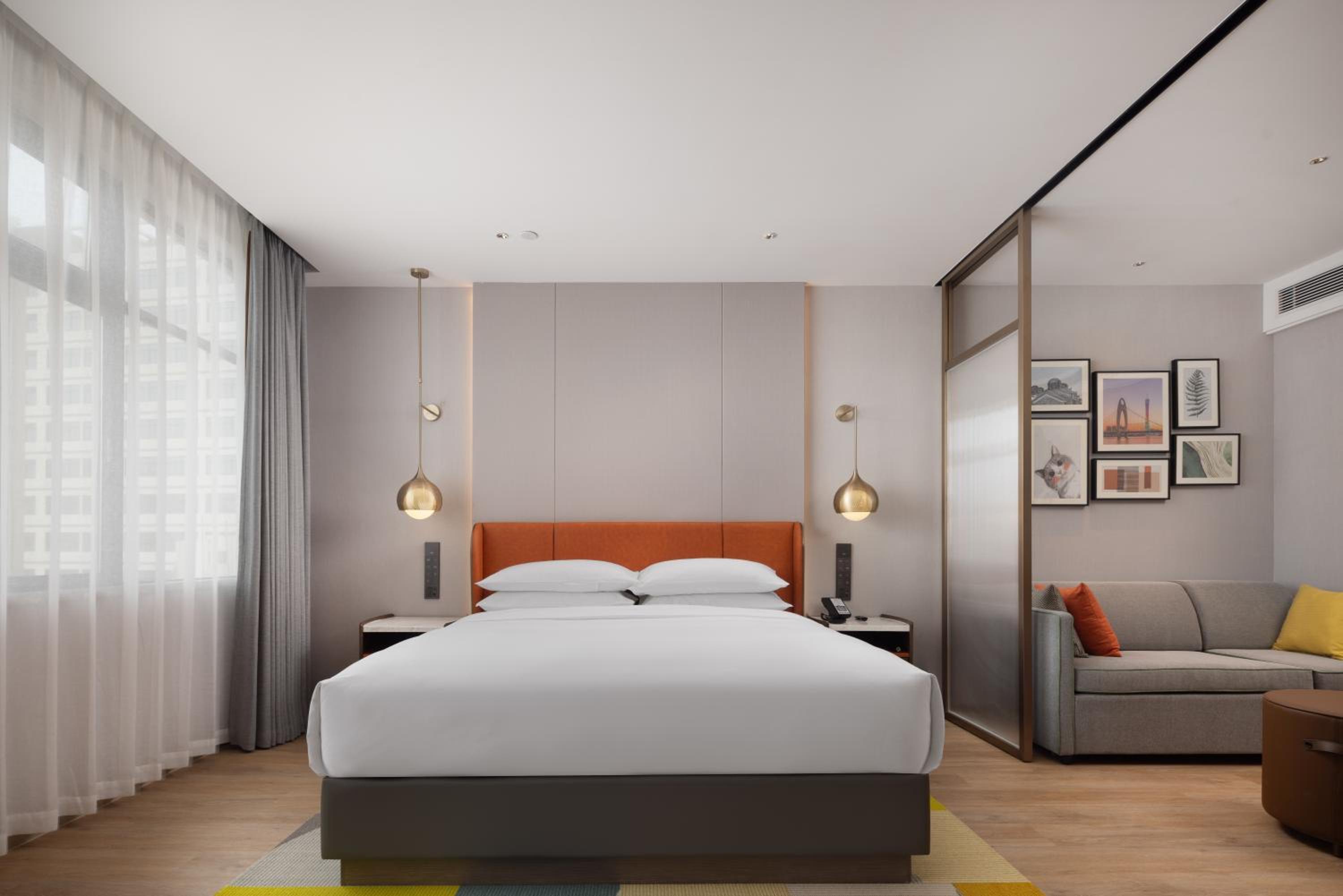 Flexible Deluxe Double Room 2/3