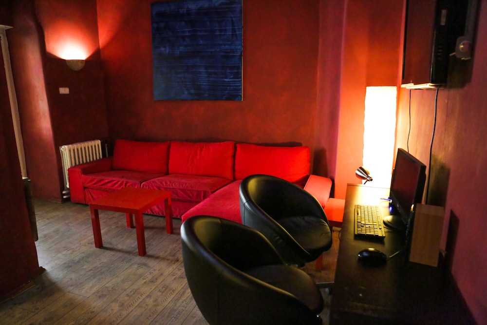 Charles Bridge Hostel & Apartments 75/98