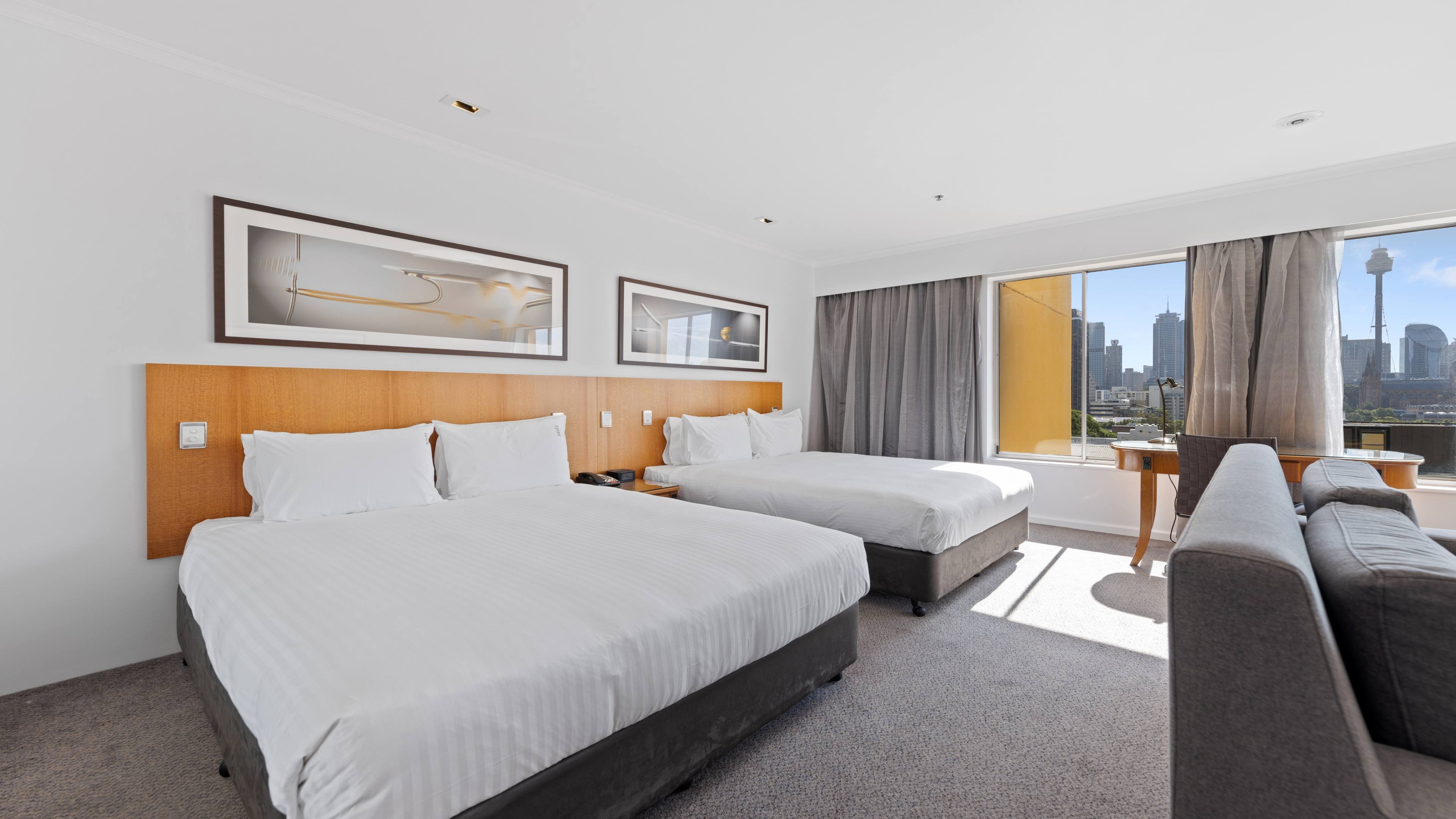 Holiday Inn Potts Point 22/78
