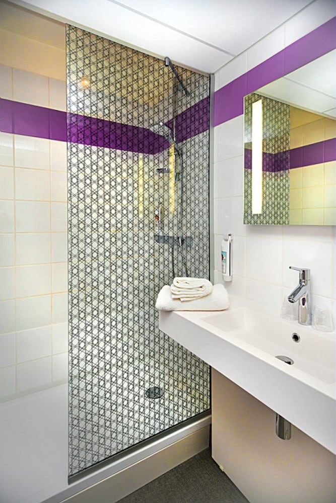ibis Styles Strasbourg Stade de la Meinau 14/65