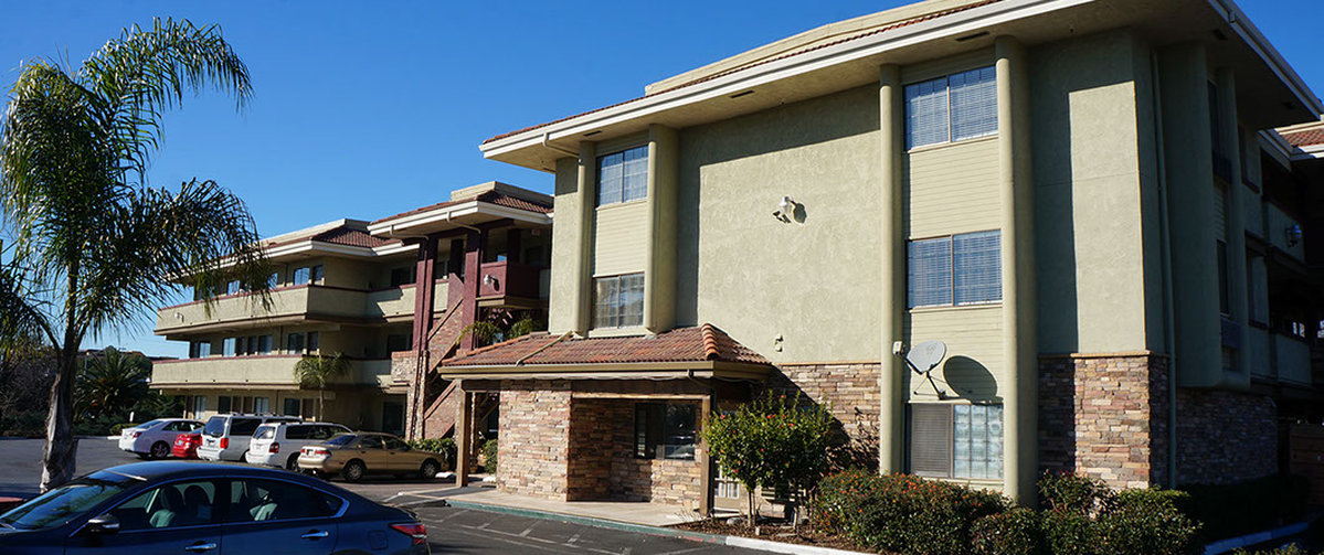 Executive Inn Hotel 30/35