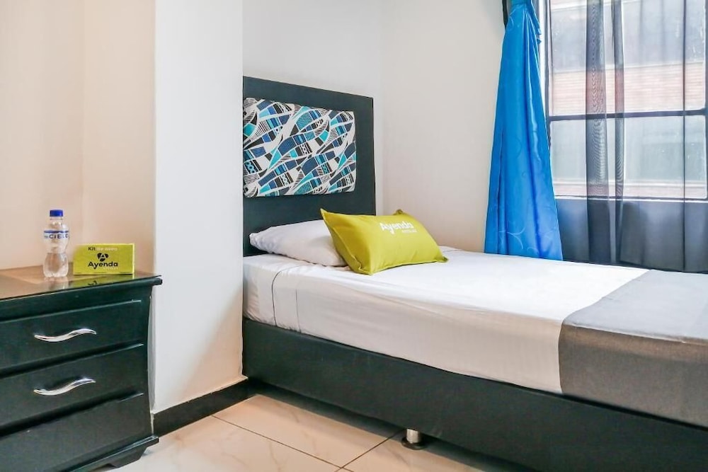Ayenda 1077 Bogota Hills 14/52