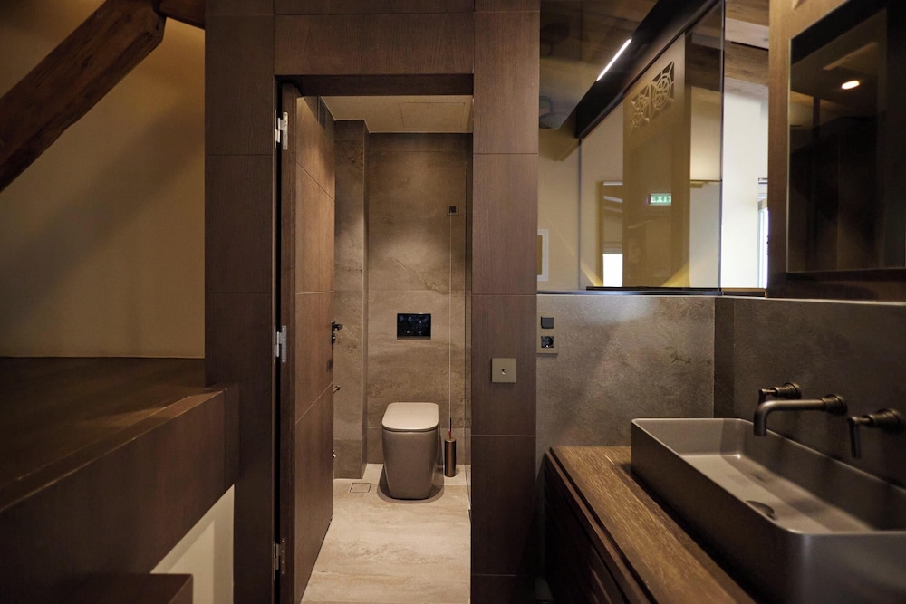 Athens 1890 Boutique Hotel & Spa 43/49